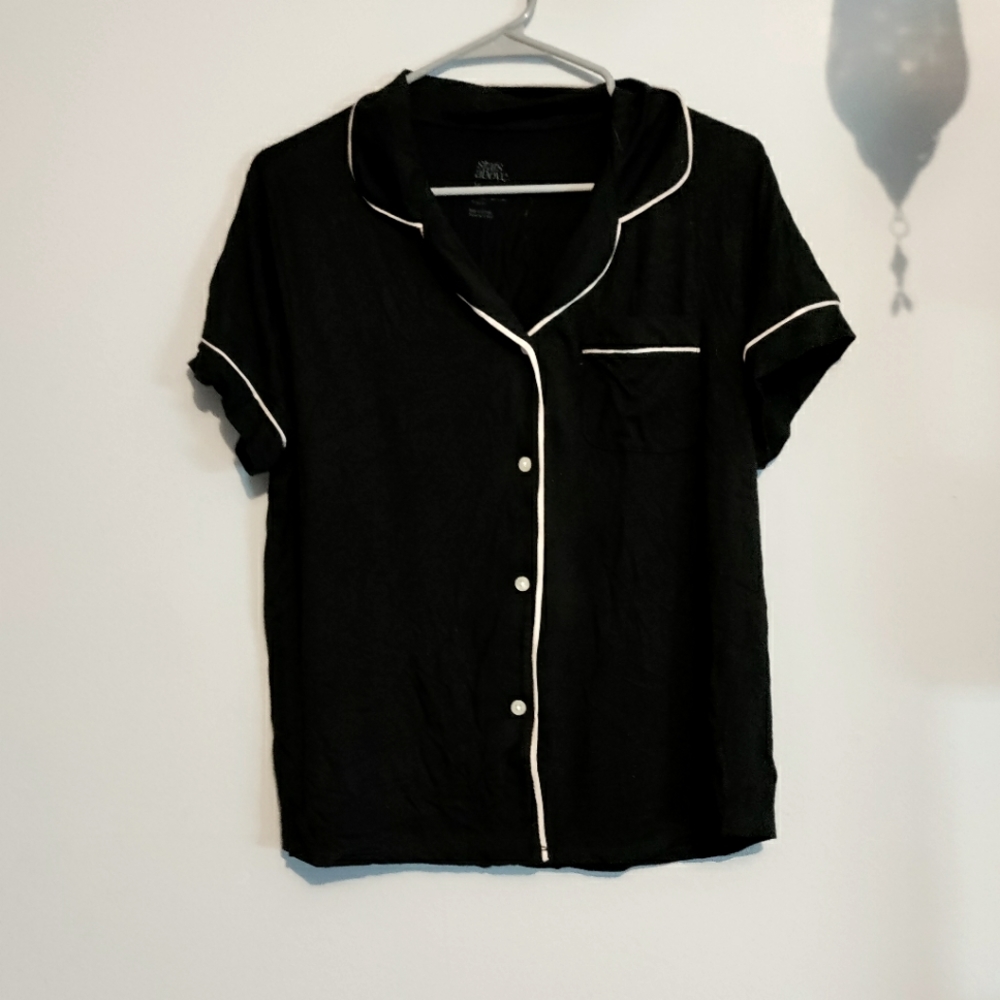 Button up sleep top
